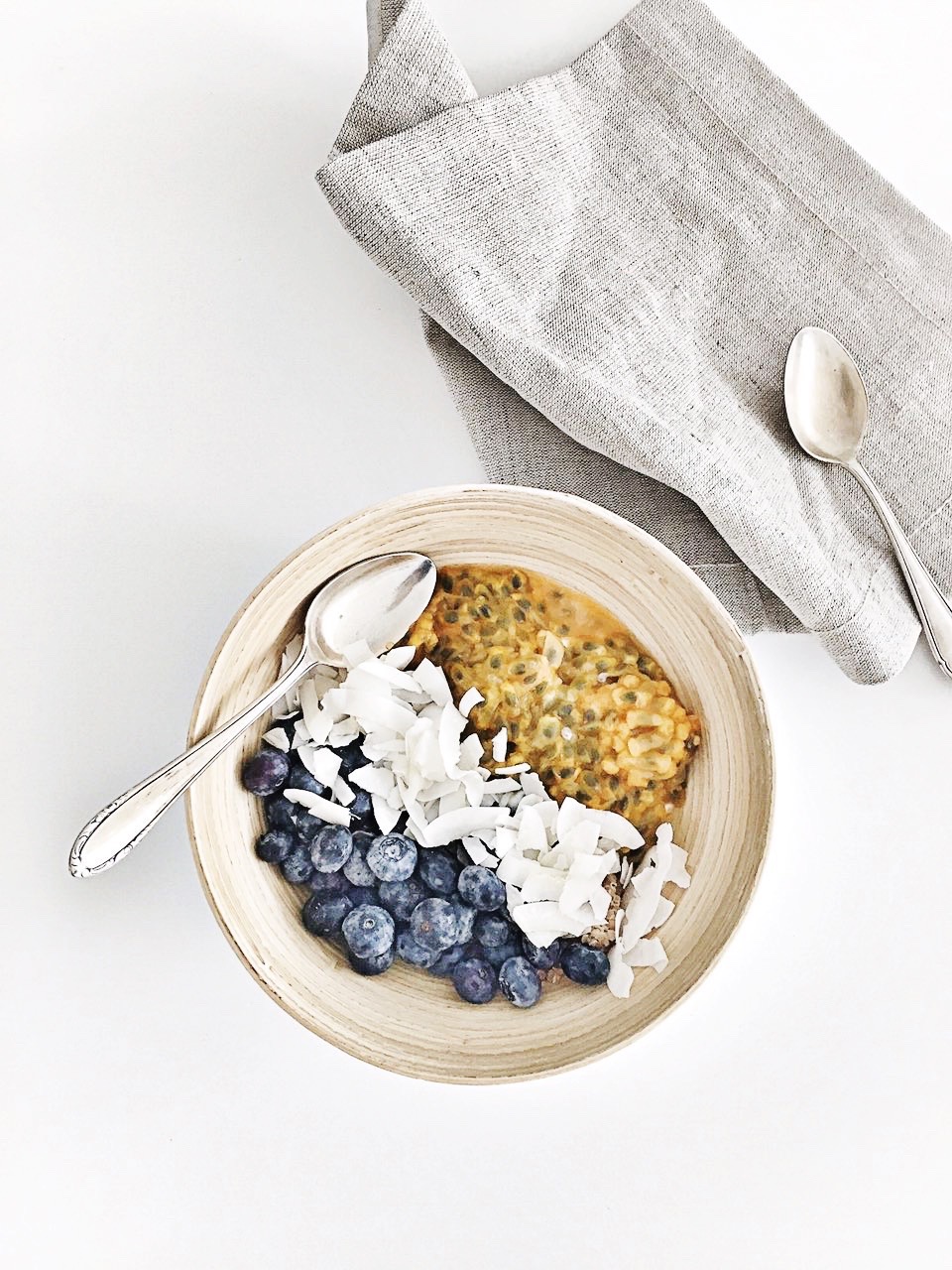 Warm Quinoa Breakfast Bowl - Live and Taste