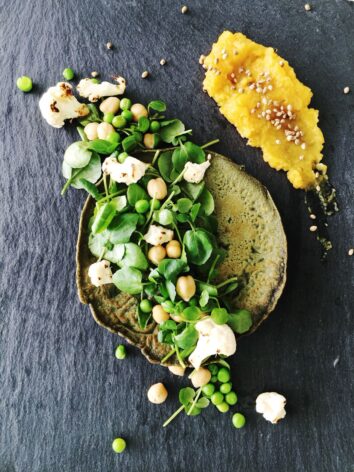 Savory green buckwheat pancakes, for breakfast, lunch or dinner - always good. #vegan #vegetarian #glutenfree #savory // www.liveandtaste.com