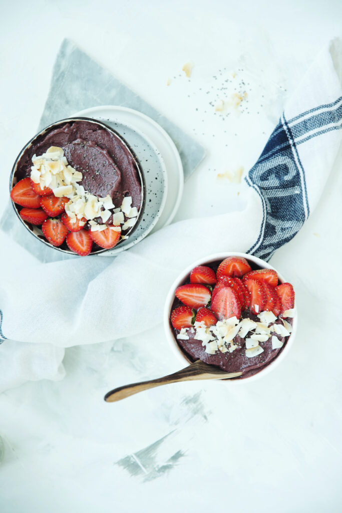 Acai smoothie bowl, a super power bowl