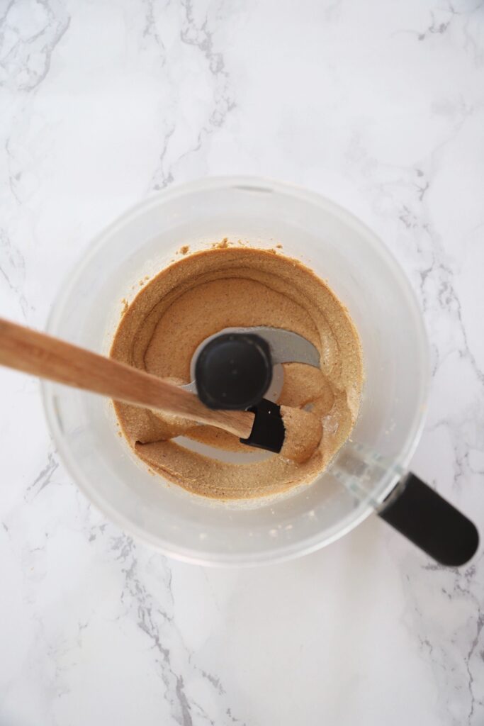 2 ingredient nut butter : cashew and pecan